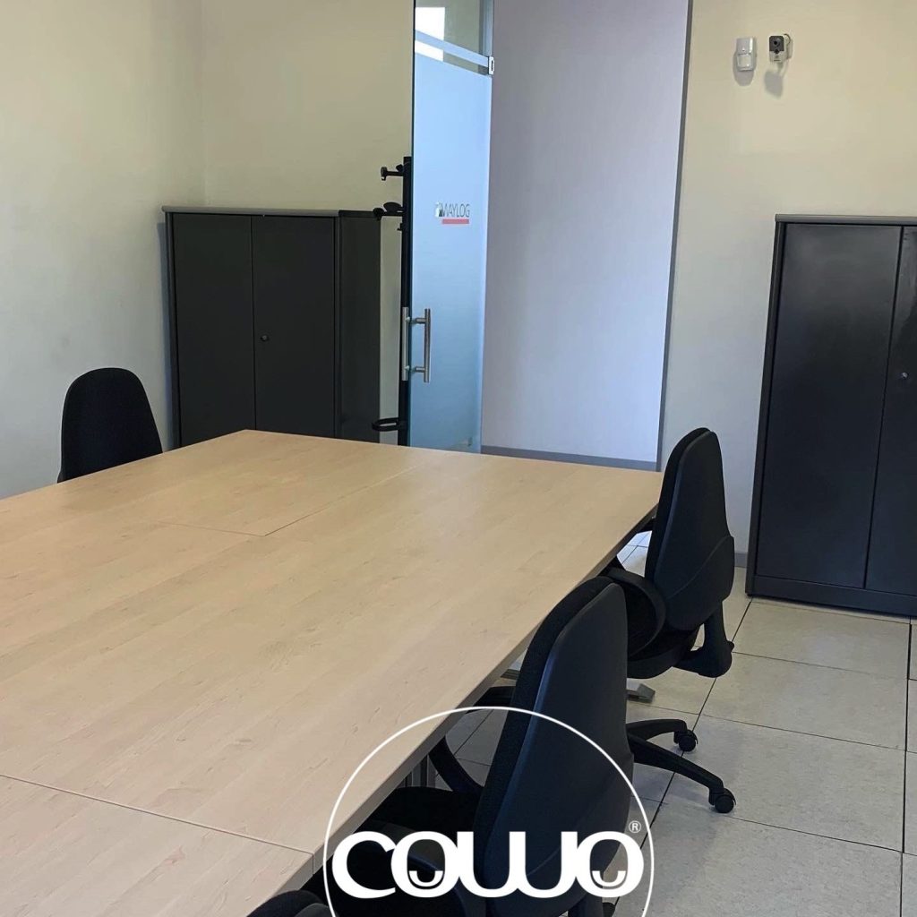 postazione open al coworking como